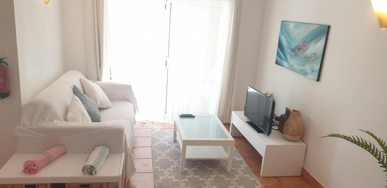 Apartment Vila Mos In Porto Mos Beach لاغوس المظهر الخارجي الصورة